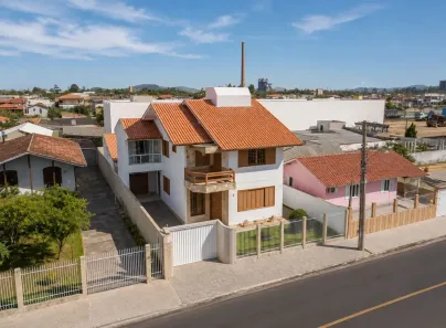 Casa com 4 Quartos à venda, 300m² no Centro, Capivari de Baixo