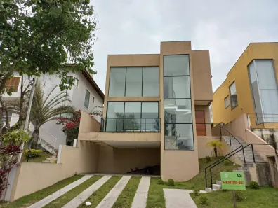 Casa de Condomínio com 3 Quartos à venda, 227m² no Jardim Caiapiá, Cotia
