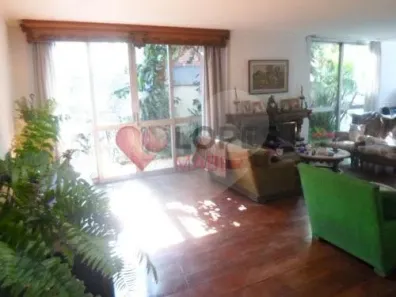 Sobrado com 4 Quartos para alugar, 450m² no Jardim das Bandeiras, São Paulo