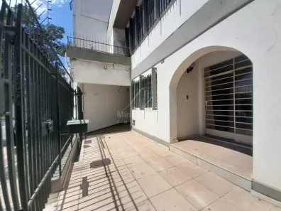 Imóvel Comercial com 4 Quartos à venda, 200m² no Santa Efigênia, Belo Horizonte