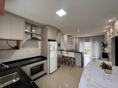 Casa com 2 Quartos para alugar, 120m² no Volta Redonda, Araquari