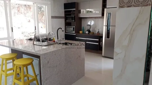 Casa de Condomínio com 5 Quartos à venda, 360m² no Transurb, Itapevi
