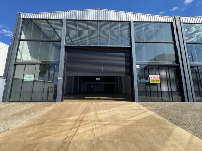 Galpão/Depósito/Armazém para alugar, 516m² no Zona 07, Maringá