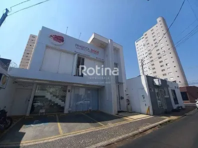 Sala Comercial para alugar, 109m² no Fundinho, Uberlândia
