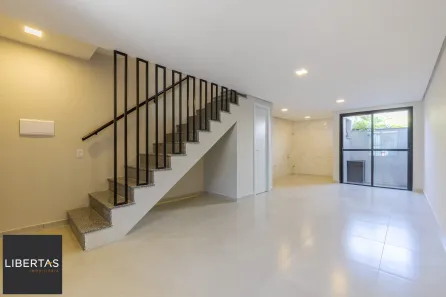 Casa de Condomínio com 3 Quartos à venda, 94m² no Medianeira, Porto Alegre