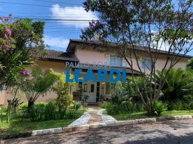 Casa de Condomínio com 4 Quartos à venda, 1660m² no Arujázinho I, II e III, Arujá