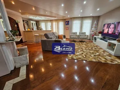 Sobrado com 4 Quartos à venda, 347m² no Vila Rosália, Guarulhos