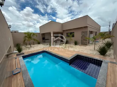Casa com 3 Quartos à venda, 180m² no Privê Lírios do Campo, Anápolis