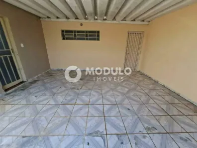 Casa com 3 Quartos para alugar, 90m² no Custódio Pereira, Uberlândia