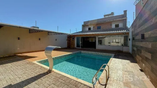 Sobrado com 3 Quartos à venda, 200m² no Jardim Montecatini, Londrina