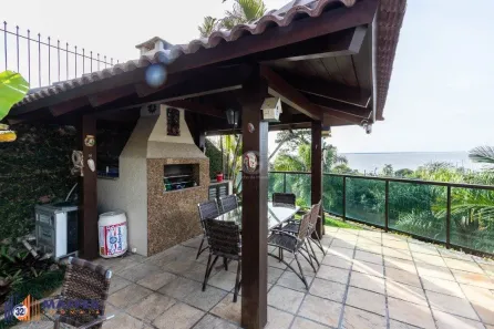 Casa com 4 Quartos à venda, 430m² no Vila Assunção, Porto Alegre