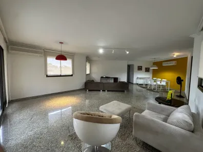 Apartamento com 5 Quartos para alugar, 260m² no Aleixo, Manaus