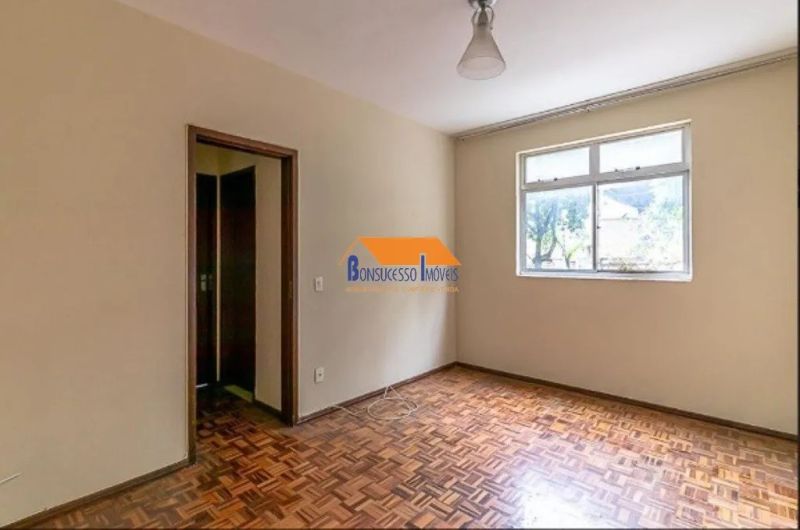 Apartamento com 2 quartos — Sagrada Família, Belo Horizonte