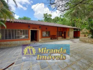 Casa com 4 Quartos à venda, 282m² no Monte Oliveti, Guapimirim