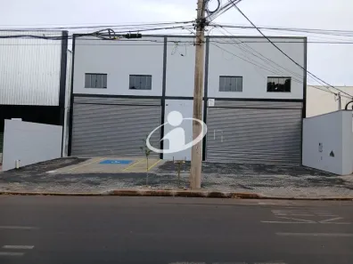 Galpão/Depósito/Armazém para alugar, 646m² no Alto Umuarama, Uberlândia