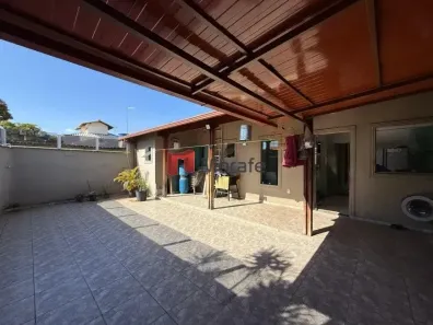 Casa com 3 Quartos à venda, 235m² no Santa Branca, Belo Horizonte