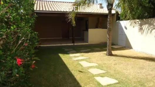 Sobrado com 4 Quartos à venda, 212m² no Jardim Santo Antônio, Goiânia