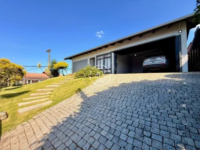 Casa com 3 Quartos à venda, 156m² no Floresta, Joinville