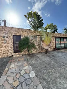 Casa com 4 Quartos à venda, 300m² no Candelária, Natal