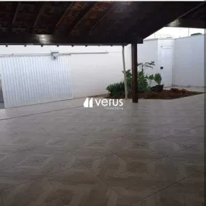 Casa com 3 Quartos à venda, 120m² no Segismundo Pereira, Uberlândia