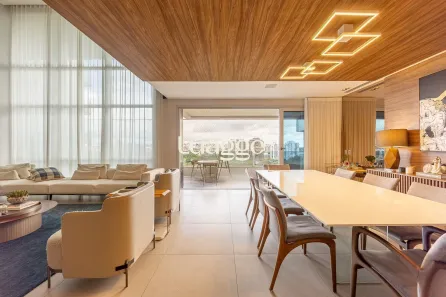 Apartamento com 3 Quartos para alugar, 226m² no Jardim Europa, Porto Alegre