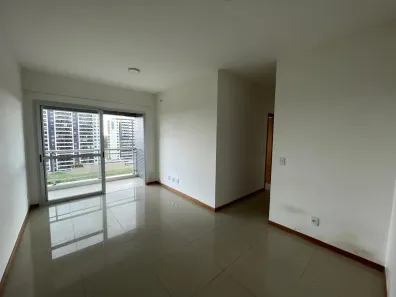 Apartamento com 2 Quartos para alugar, 70m² no Val-de-Cães, Belém