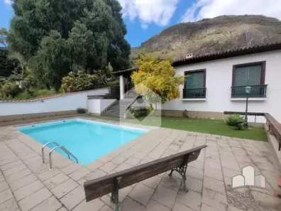 Casa com 4 Quartos à venda, 277m² no Quitandinha, Petrópolis