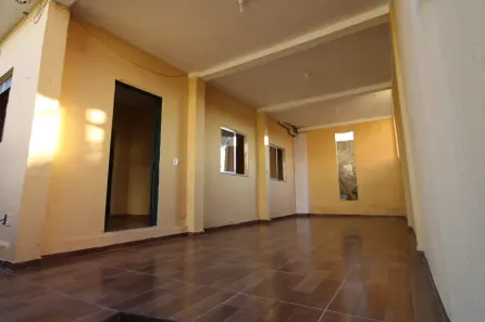 Casa com 2 Quartos para alugar, 65m² no São Pedro, Juiz de Fora