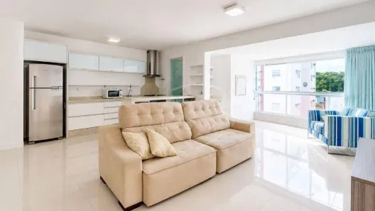 Apartamento com 2 Quartos para alugar, 99m² no Victor Konder, Blumenau