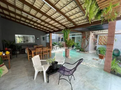 Casa com 2 Quartos à venda, 249m² no Bom Retiro, Uberaba