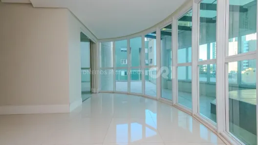 Apartamento com 3 Quartos à venda, 254m² no Centro, Balneário Camboriú
