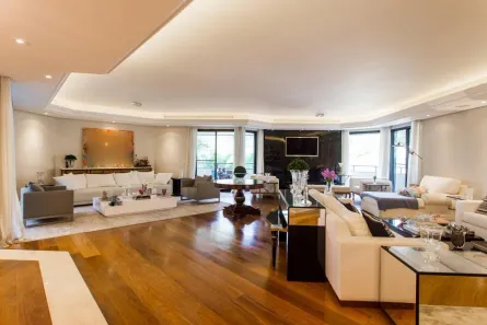 Apartamento com 3 Quartos à venda, 640m² no Vila Uberabinha, São Paulo
