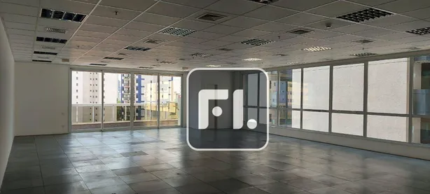 Sala Comercial para alugar, 169m² no Vila Uberabinha, São Paulo