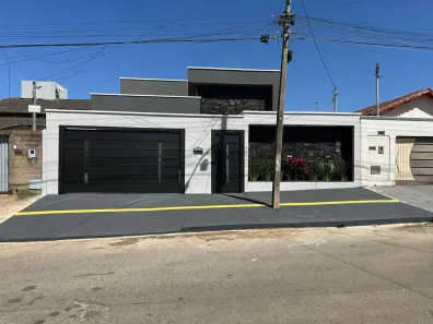 Casa com 3 Quartos à venda, 214m² no Garavelo Residencial Park, Aparecida de Goiânia