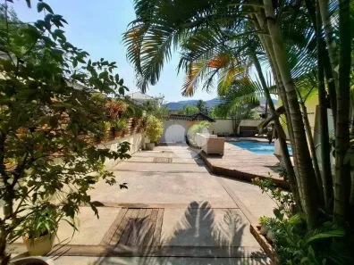 Casa de Condomínio com 4 Quartos à venda, 228m² no Vargem Pequena, Rio de Janeiro