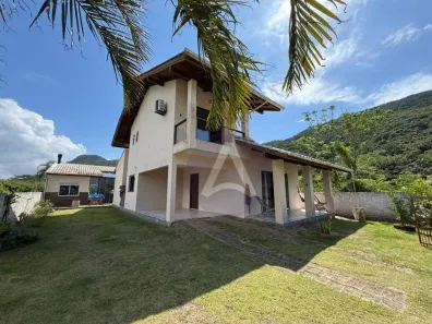 Casa de Condomínio com 3 Quartos à venda, 170m² no Armação do Pântano do Sul, Florianópolis