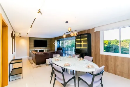 Apartamento com 3 Quartos para alugar, 147m² no Jardim Europa, Porto Alegre