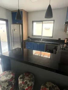 Sobrado com 4 Quartos à venda, 177m² no Jardim Rodolfo, São José dos Campos