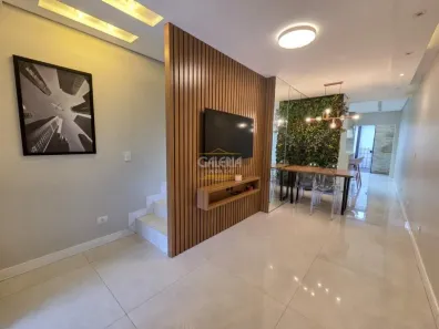 Casa com 2 Quartos à venda, 105m² no Glória, Joinville