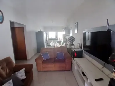 Casa com 2 Quartos à venda, 110m² no Jardim Europa, Uberlândia