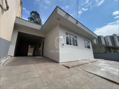 Casa com 3 Quartos para alugar, 111m² no Fazenda, Itajaí