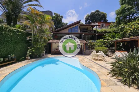 Casa com 5 Quartos para venda ou aluguel, 410m² no Itanhangá, Rio de Janeiro