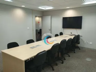 Sala Comercial à venda, 203m² no Cidade Monções, São Paulo