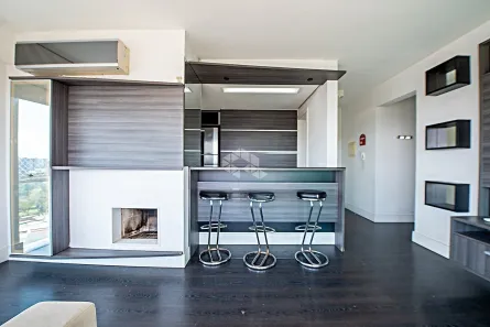 Apartamento com 2 Quartos à venda, 74m² no Três Figueiras, Porto Alegre