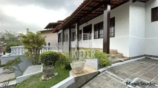 Casa de Condomínio com 3 Quartos à venda, 200m² no Badu, Niterói
