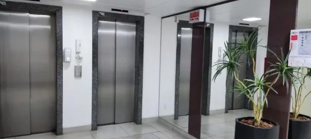 Sala Comercial à venda, 32m² no Centro, Florianópolis