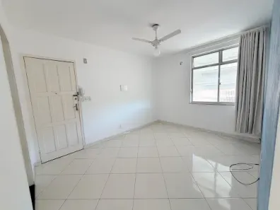 Apartamento com 2 Quartos para alugar, 70m² no Tribobó, São Gonçalo