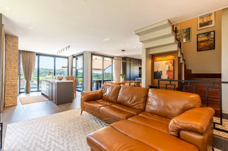 Casa de Condomínio com 2 Quartos à venda, 330m² no Vila Nova, Porto Alegre