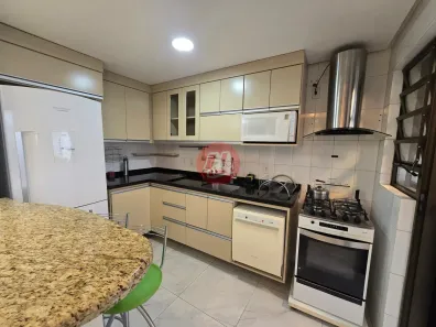 Apartamento com 3 Quartos para alugar, 110m² no Santana, Porto Alegre