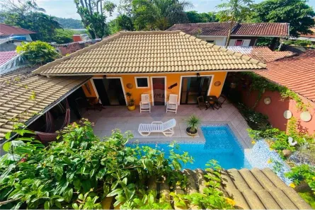 Casa com 5 Quartos à venda, 193m² no Guaiúba, Guarujá